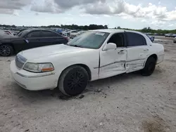 Lincoln Vehiculos salvage en venta: 2009 Lincoln Town Car Signature Limited