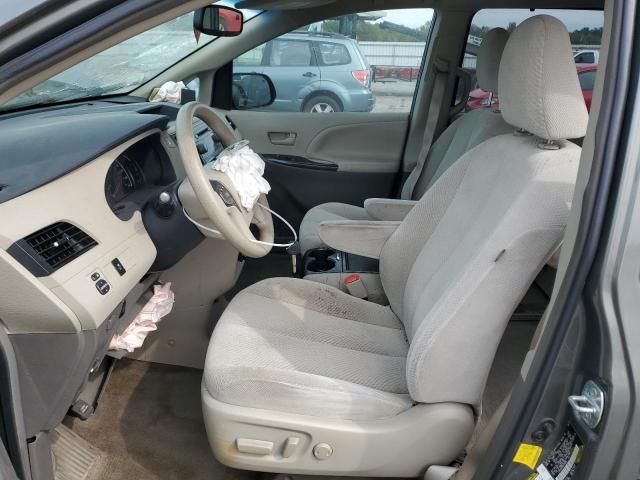 2012 Toyota Sienna LE