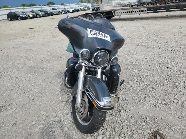 2006 Harley-Davidson Flhtcui