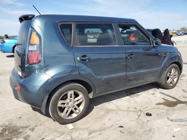 2011 KIA Soul +