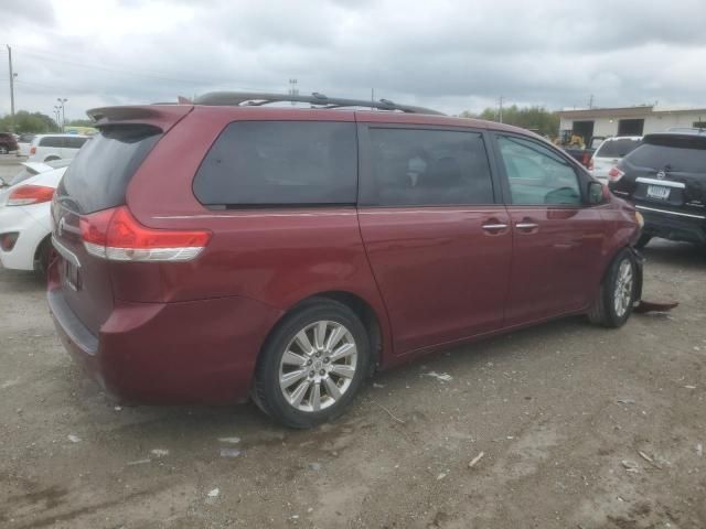 2011 Toyota Sienna XLE