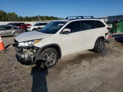 Salvage cars for sale at Franklin, WI auction: 2018 Toyota Highlander SE