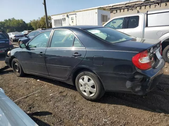 2004 Toyota Camry LE