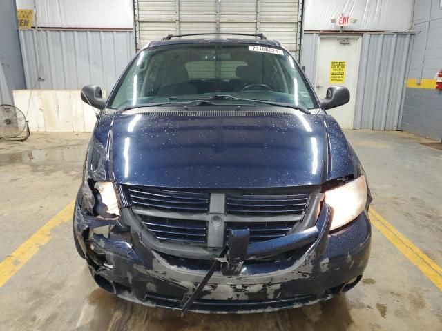 2005 Dodge Grand Caravan SXT