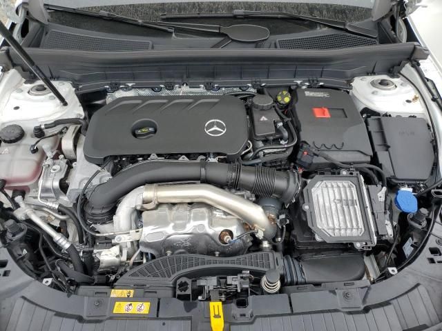 2024 Mercedes-Benz GLB 250 4matic