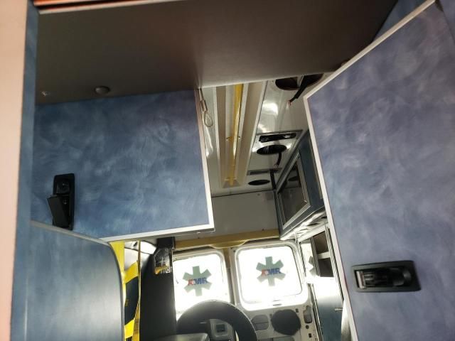 2014 Ford Econoline E350 Super Duty Van Ambulance