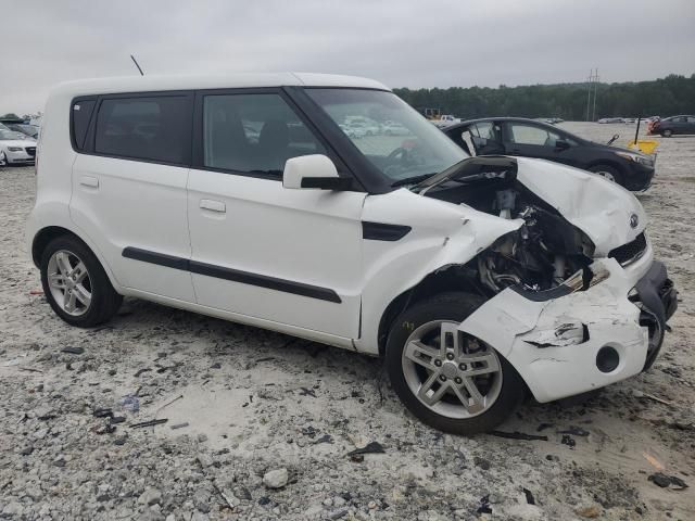 2010 KIA Soul +