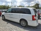 2015 Chrysler Town & Country Touring L