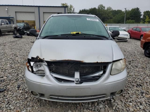 2005 Dodge Grand Caravan SXT