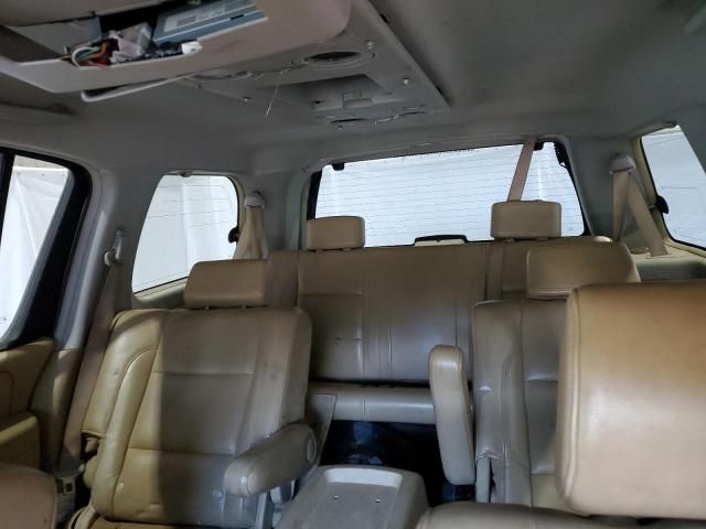 2005 Nissan Armada SE