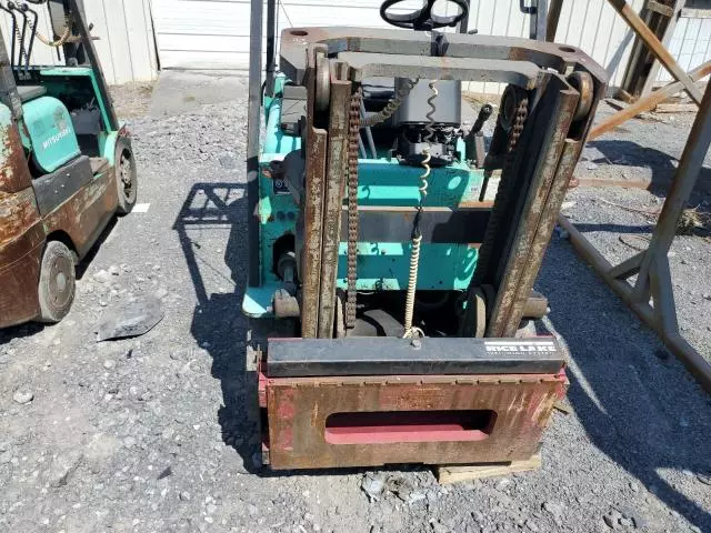 2003 Mitsubishi Forklift