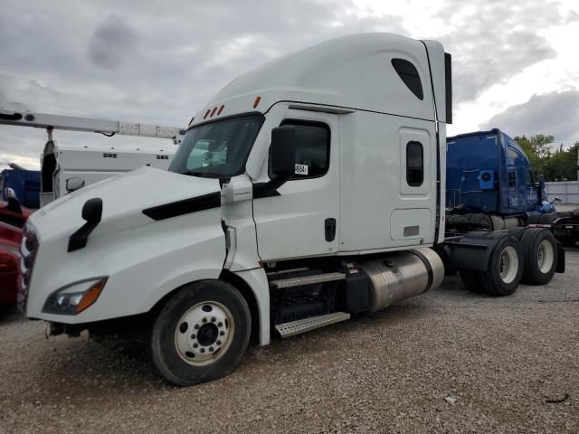 2022 Freightliner Cascadia 126