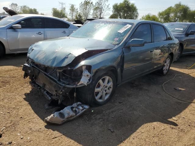 2000 Toyota Avalon XL