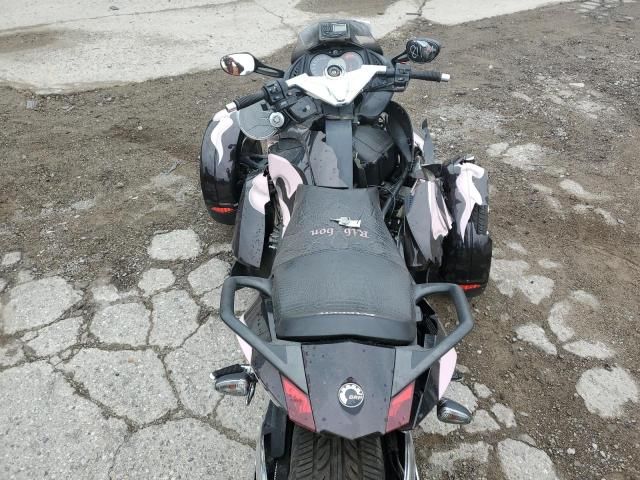 2009 Can-Am Spyder Roadster RS