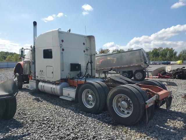 2008 Peterbilt 389