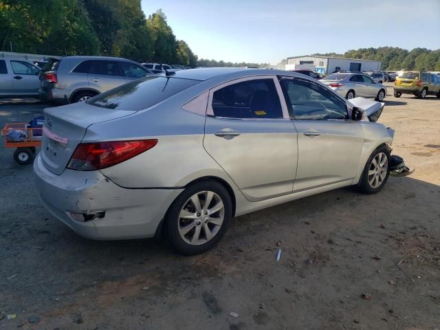 2012 Hyundai Accent GLS