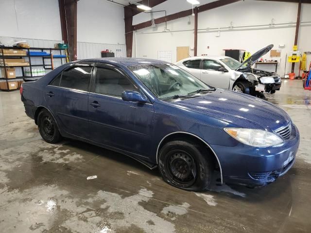 2005 Toyota Camry LE