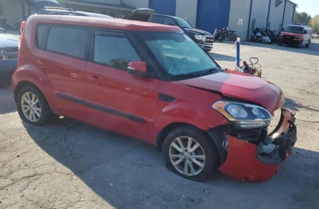 2013 KIA Soul +