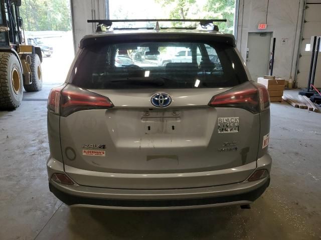 2017 Toyota Rav4 HV LE