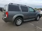 2005 Nissan Pathfinder LE