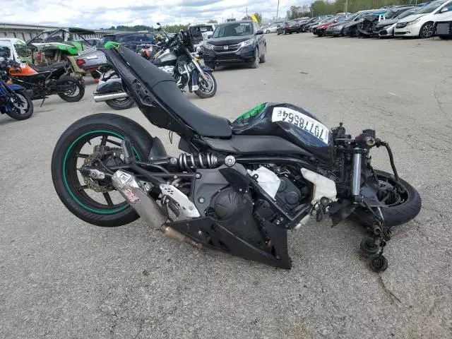 2011 Kawasaki EX650 C