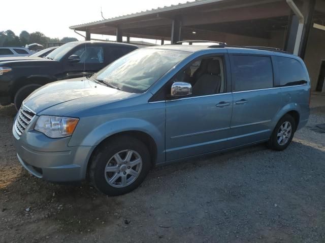 2010 Chrysler Town & Country Touring