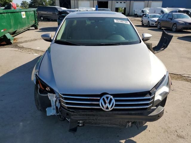 2012 Volkswagen Passat SE