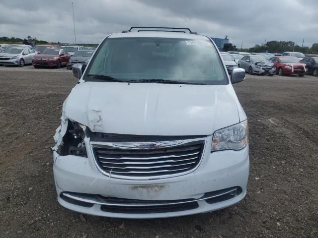 2015 Chrysler Town & Country Touring L