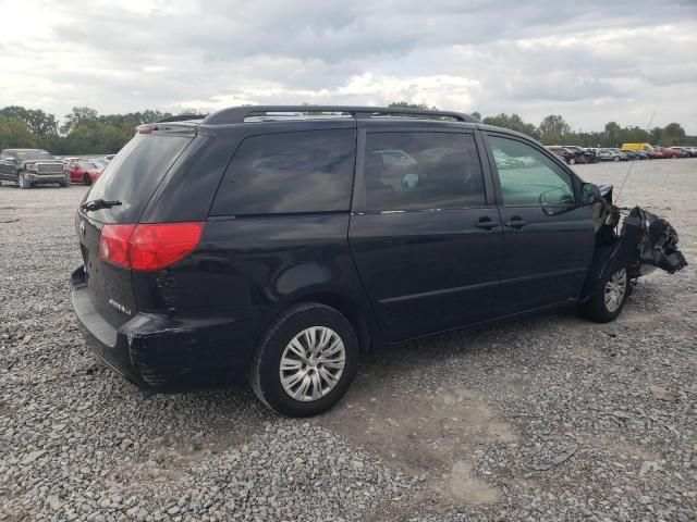 2009 Toyota Sienna CE