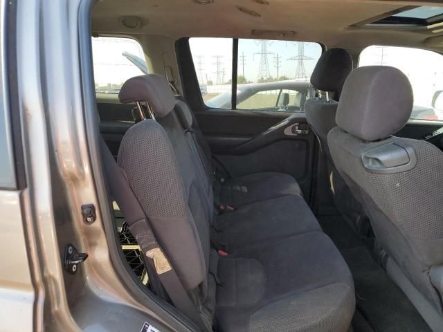 2006 Nissan Pathfinder LE