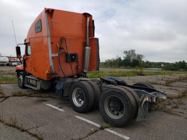 1998 Freightliner Conventional FLC120