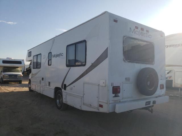 2004 Four Winds 2004 Ford Econoline E450 Super Duty Cutaway Van