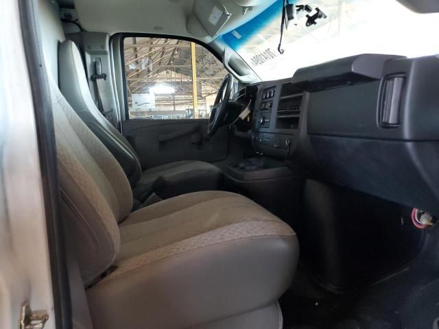 2020 Chevrolet Express G2500