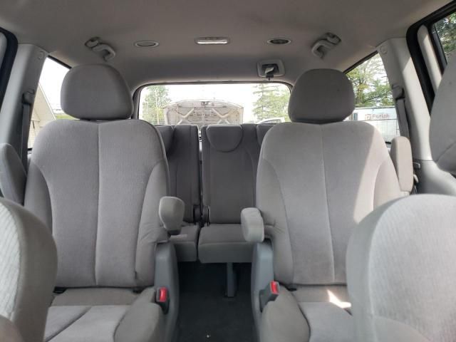 2012 KIA Sedona LX