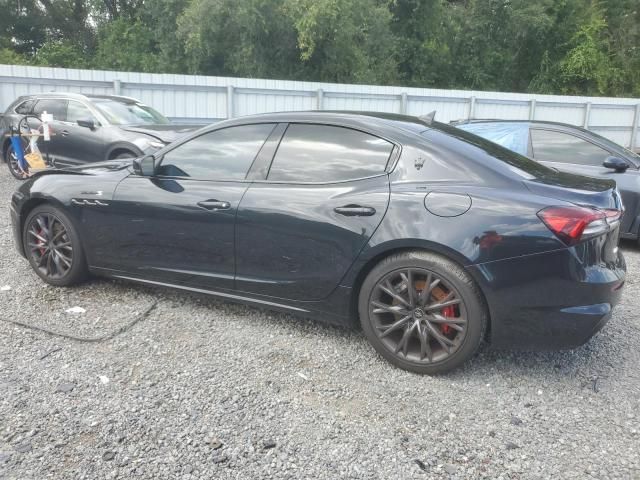 2022 Maserati Ghibli Modena