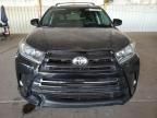 2017 Toyota Highlander SE