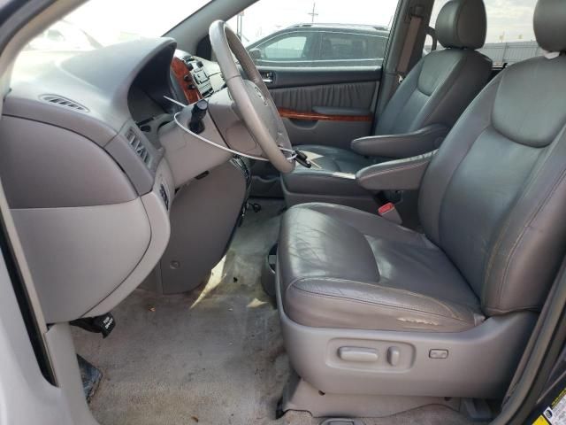 2008 Toyota Sienna XLE