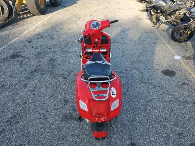 2010 Vespa GTS 300 Super