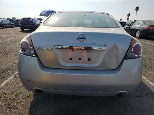 2010 Nissan Altima Base