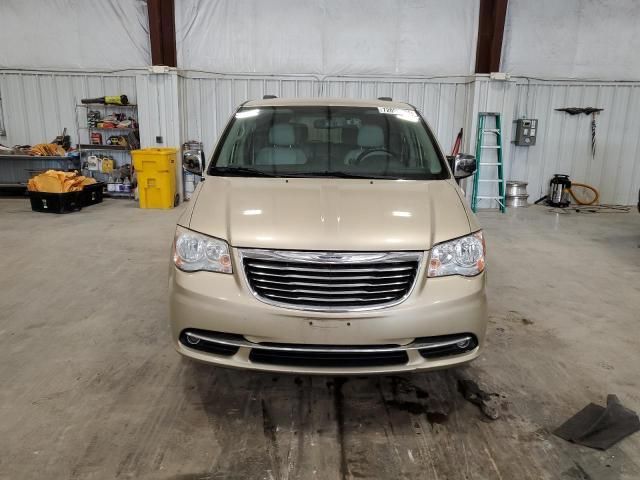 2011 Chrysler Town & Country Touring L