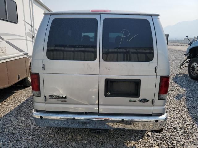 2011 Ford Econoline E350 Super Duty Wagon