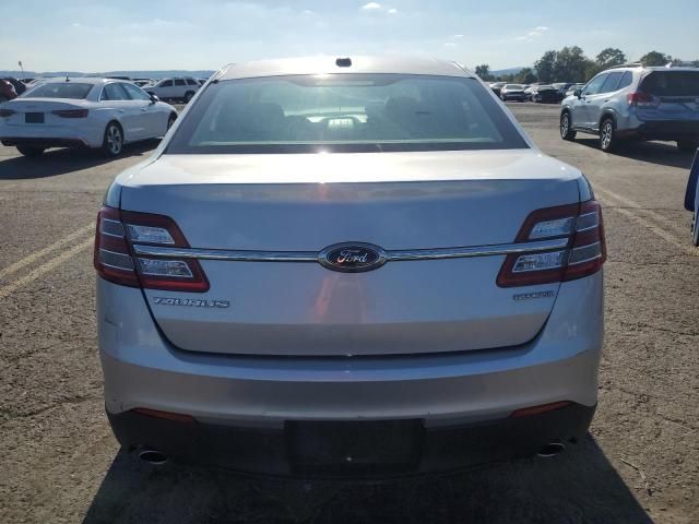 2018 Ford Taurus SE