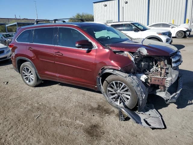 2017 Toyota Highlander SE