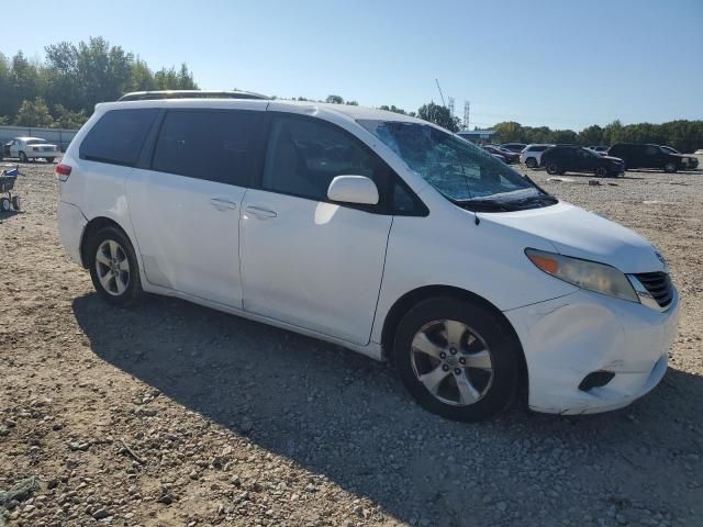 2011 Toyota Sienna LE