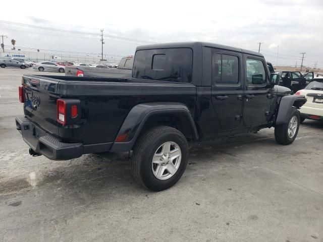 2022 Jeep Gladiator Sport