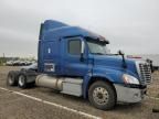 2013 Freightliner Cascadia 125