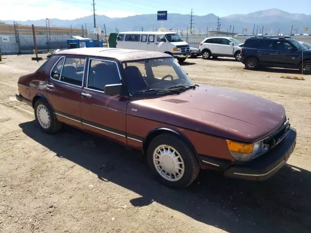 1984 Saab 900 S