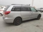 2004 Toyota Sienna CE