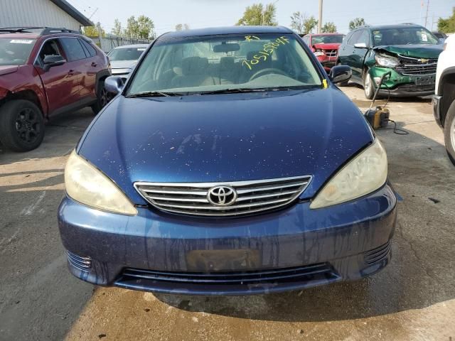 2005 Toyota Camry LE