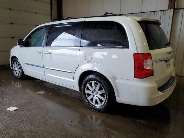 2013 Chrysler Town & Country Touring